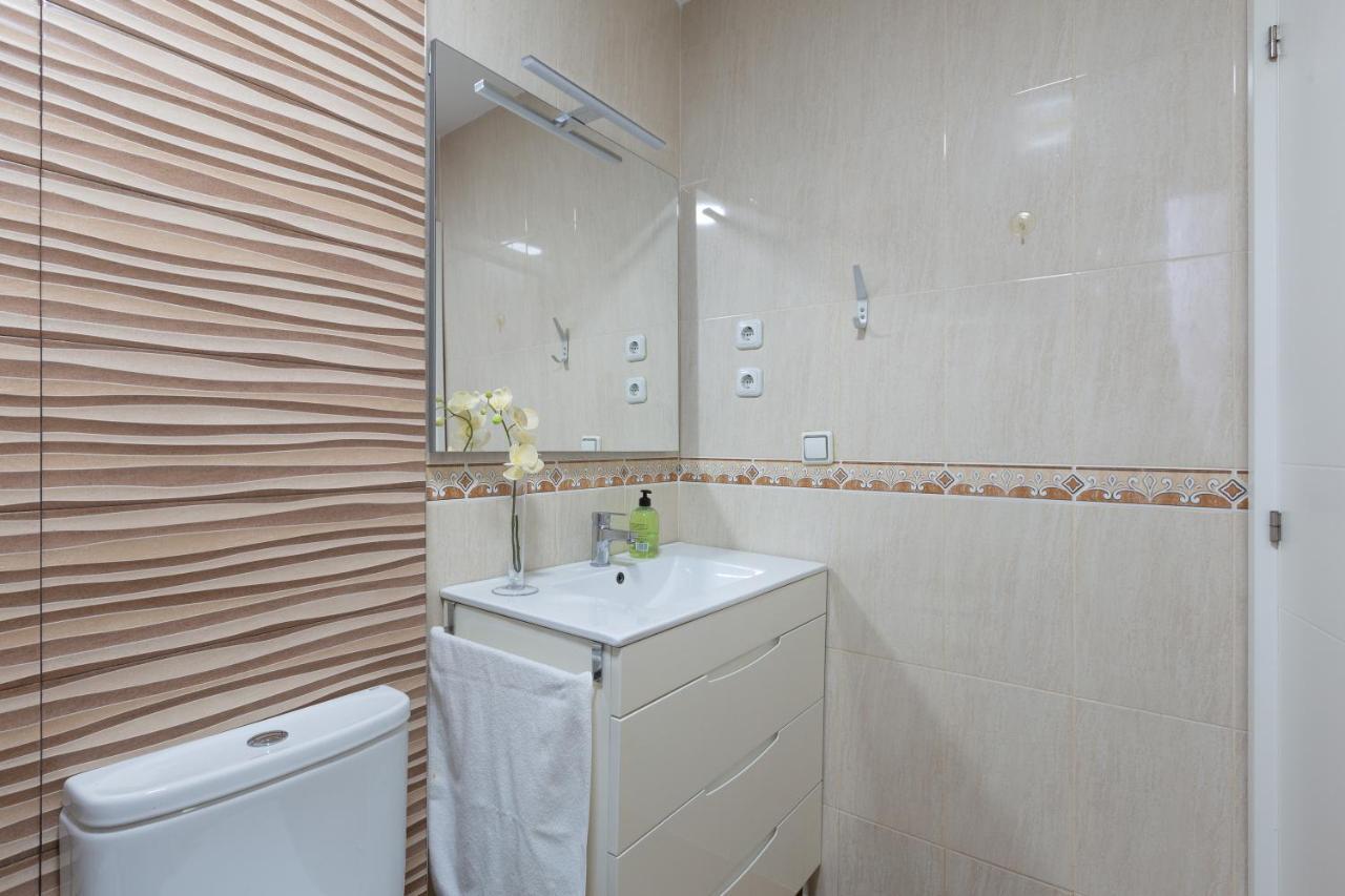 Apt Playa Y Montana Apartment Torremolinos Exterior foto